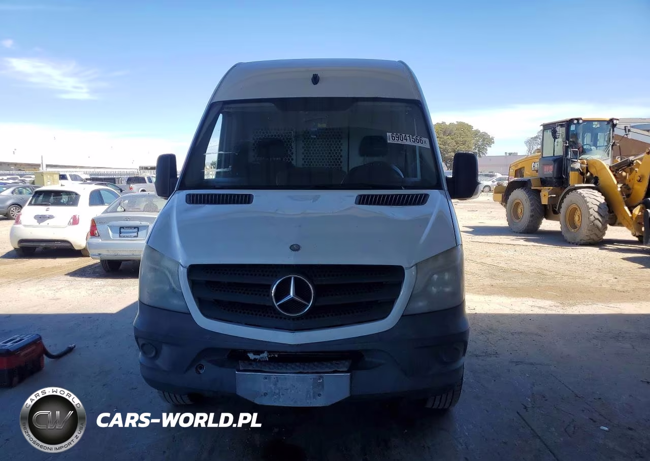 2014 Mercedes-Benz Sprinter 2500 VIN:WD3PE8CC0E5845441 - 5