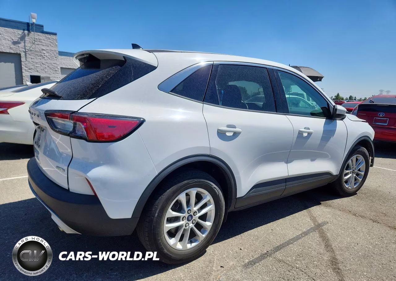 2020 Ford Escape Se VIN:1FMCU0G67LUA27992 - 3