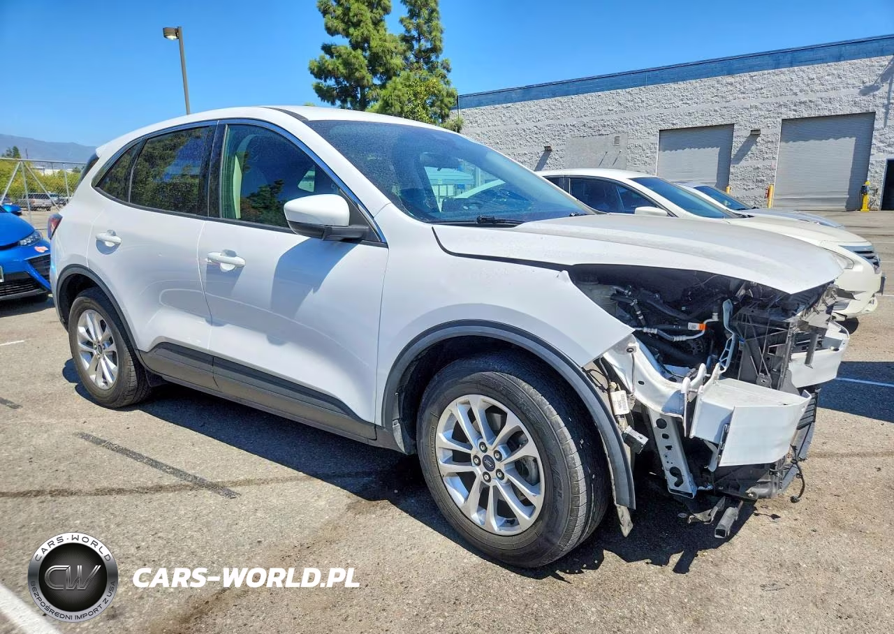 2020 Ford Escape Se VIN:1FMCU0G67LUA27992 - 4