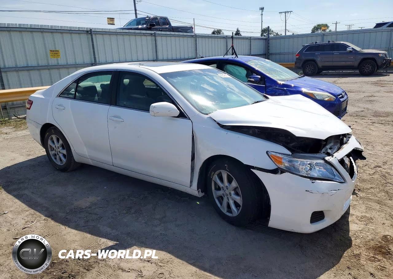 2011 Toyota Camry Le VIN:4T1BF3EK8BU768416 - 4