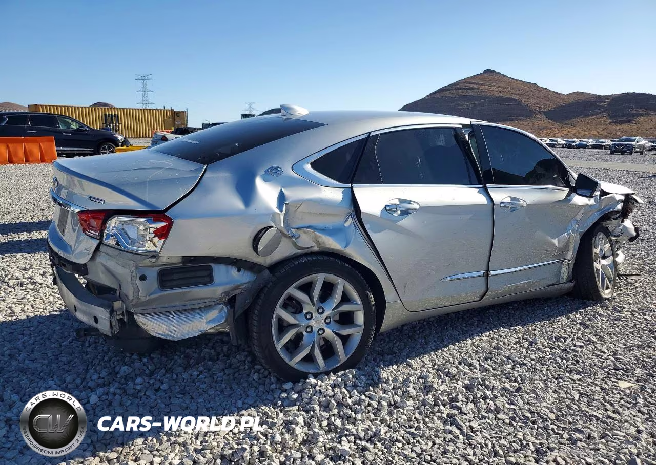 2018 Chevrolet Impala Premier VIN:1G1125S32JU143800 - 3