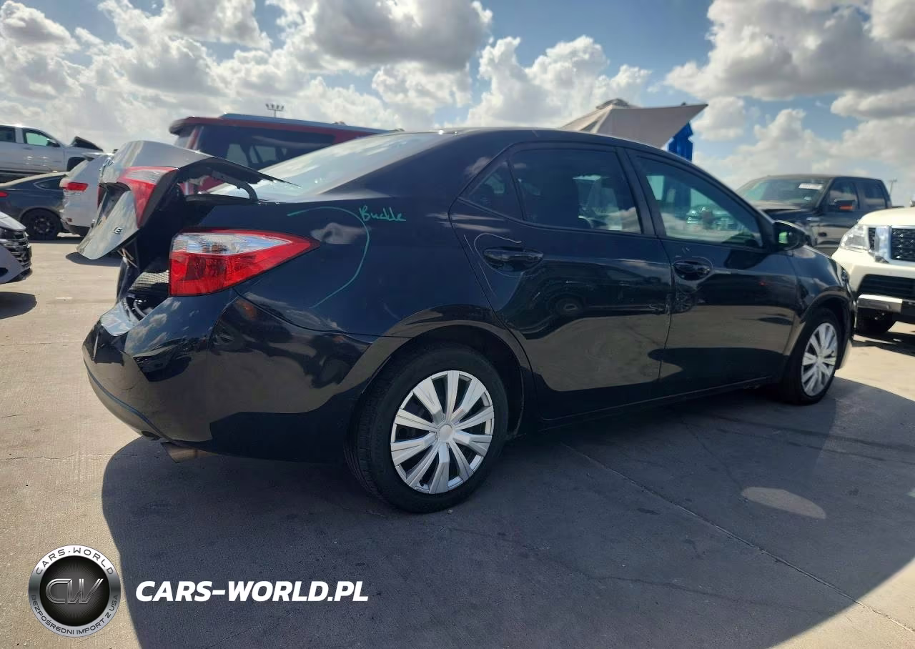 2016 Toyota Corolla Le VIN:2T1BURHE4GC729488 - 3