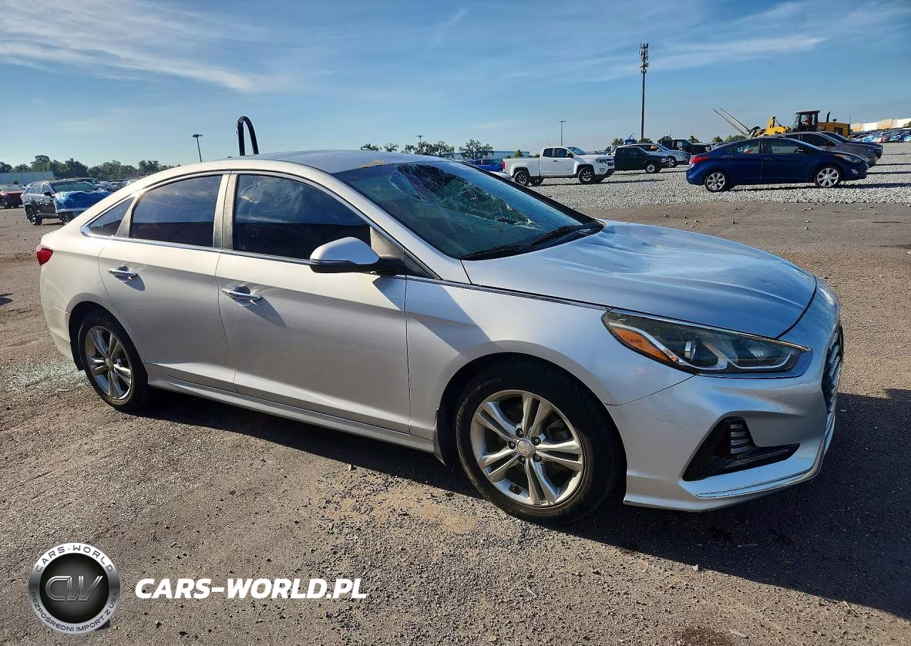 2018 Hyundai Sonata Sel VIN:5NPE34AF1JH647132 - 4