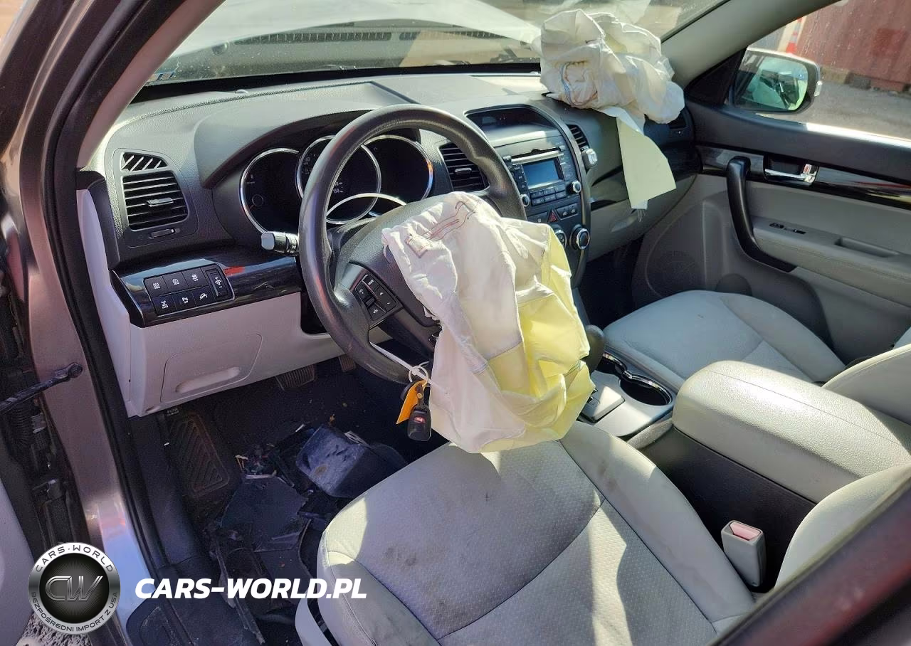 2012 Kia Sorento Lx VIN:5XYKTCA68CG284044 - 8