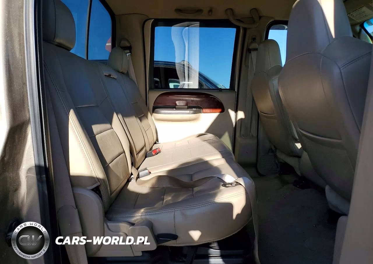 2005 Ford F350 Super Duty VIN:1FTWW33P65EC70086 - 10