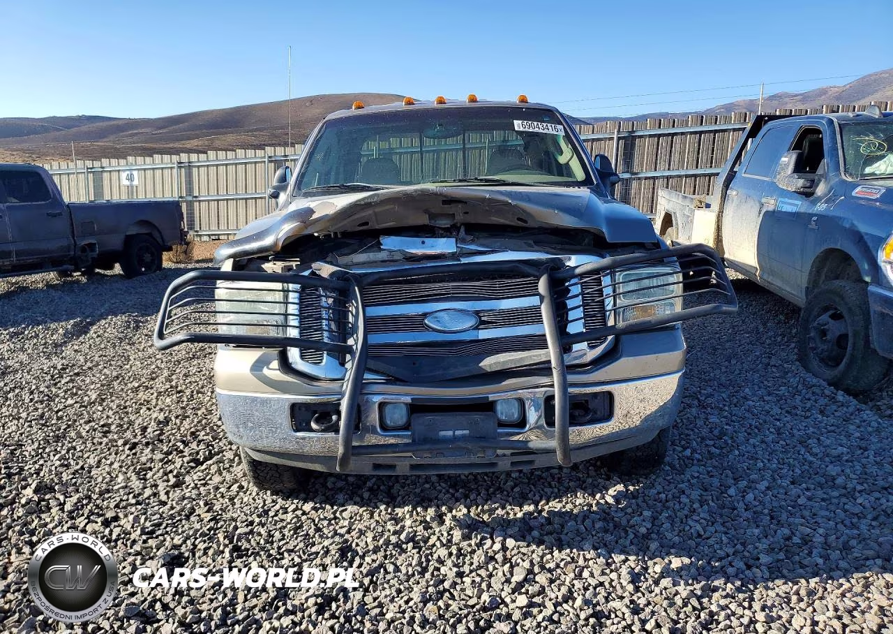 2005 Ford F350 Super Duty VIN:1FTWW33P65EC70086 - 5
