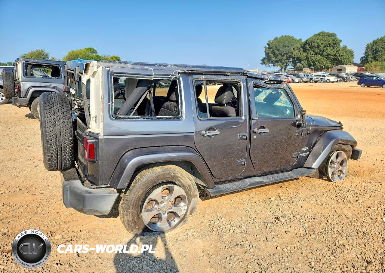 2017 Jeep Wrangler Unlimited Sahara VIN:1C4BJWEG3HL511422 - 3