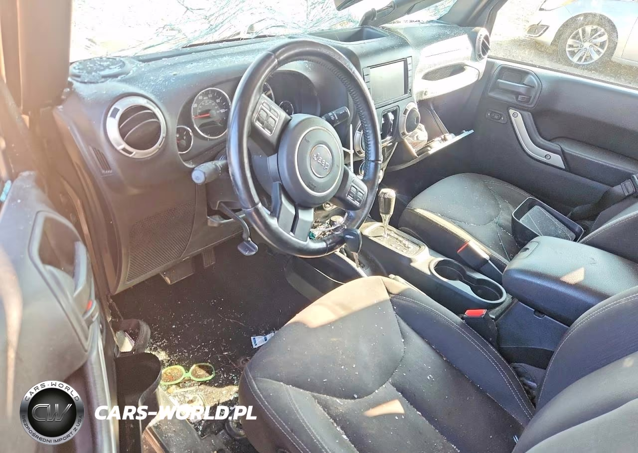 2017 Jeep Wrangler Unlimited Sahara VIN:1C4BJWEG3HL511422 - 8