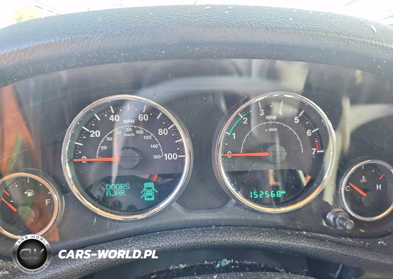 2017 Jeep Wrangler Unlimited Sahara VIN:1C4BJWEG3HL511422 - 9