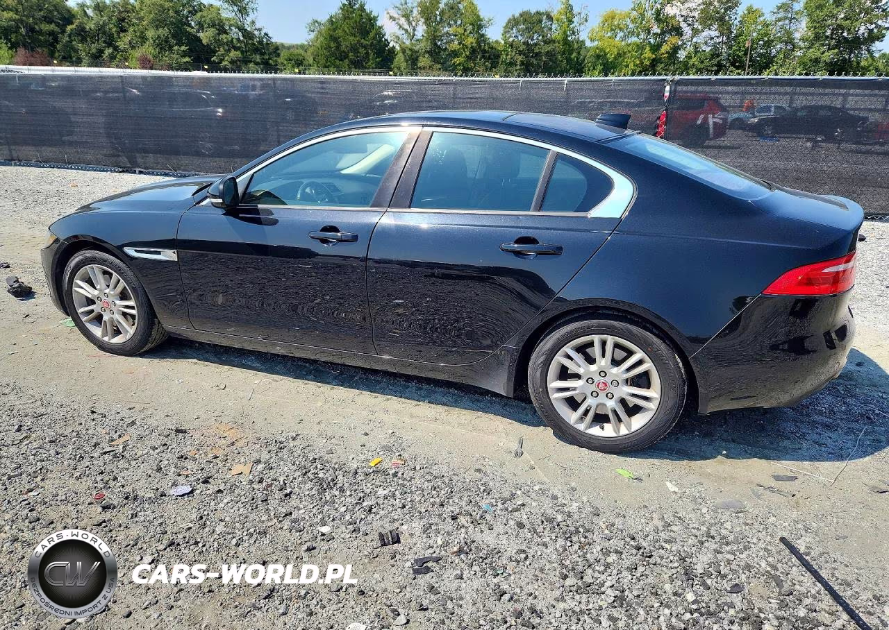 2017 Jaguar Xe Premium VIN:SAJAD4BGXHA954675 - 2