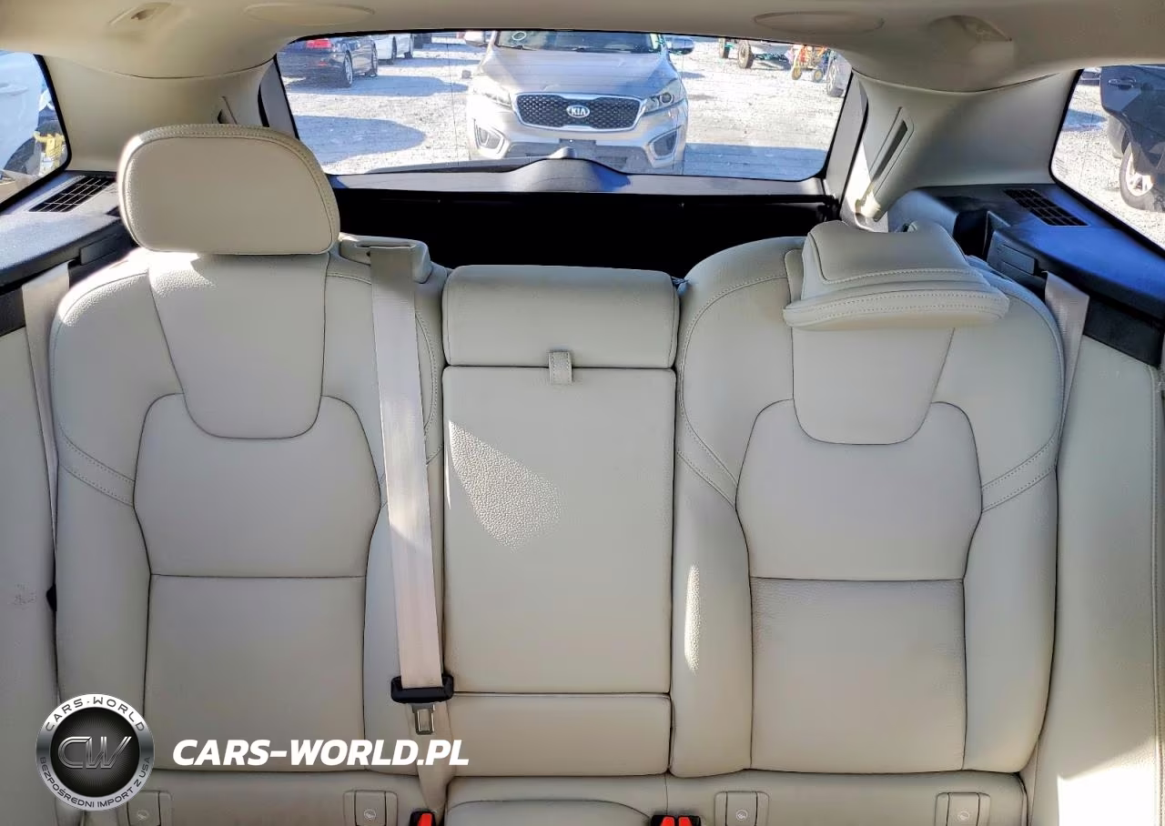 2022 Volvo Xc60 B5 Momentum VIN:YV4L12DK7N1078677 - 10