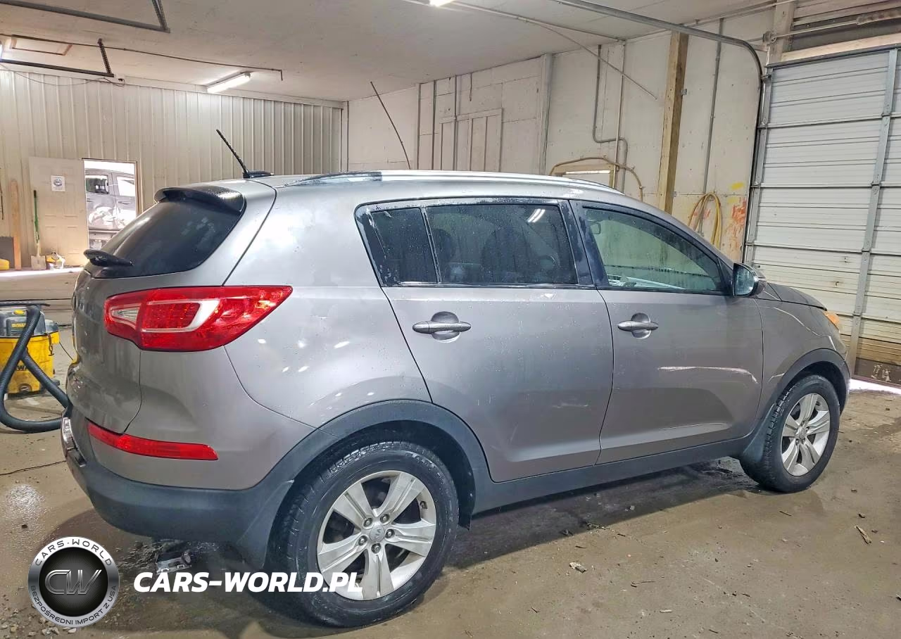 2013 Kia Sportage Lx VIN:KNDPB3A27D7379697 - 3