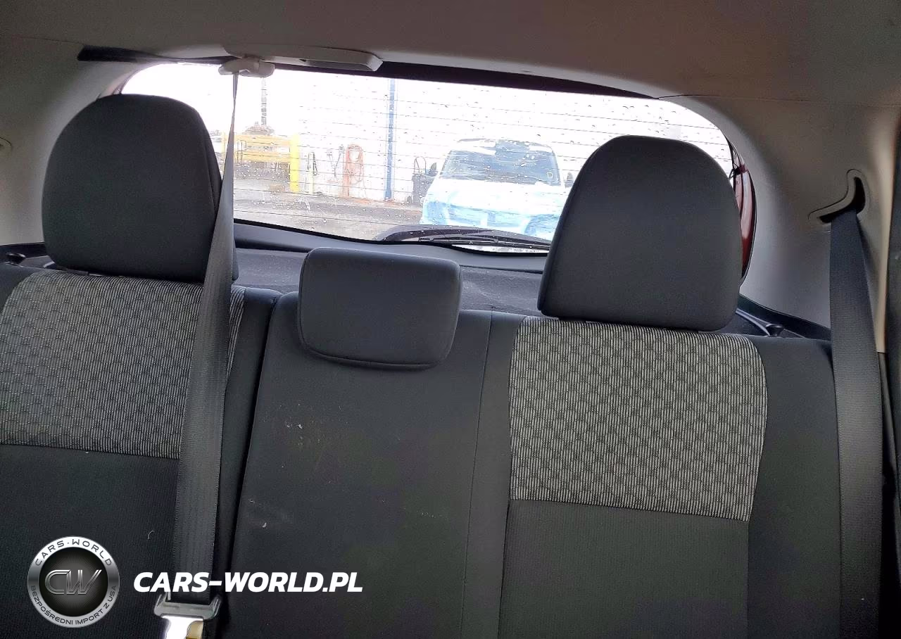 2015 Toyota Yaris 5-Door L VIN:VNKKTUD34FA027840 - 10