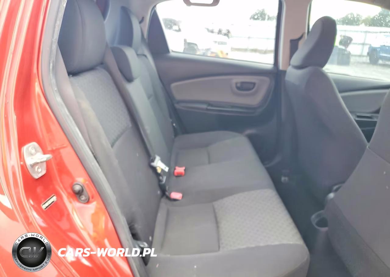 2015 Toyota Yaris 5-Door L VIN:VNKKTUD34FA027840 - 11