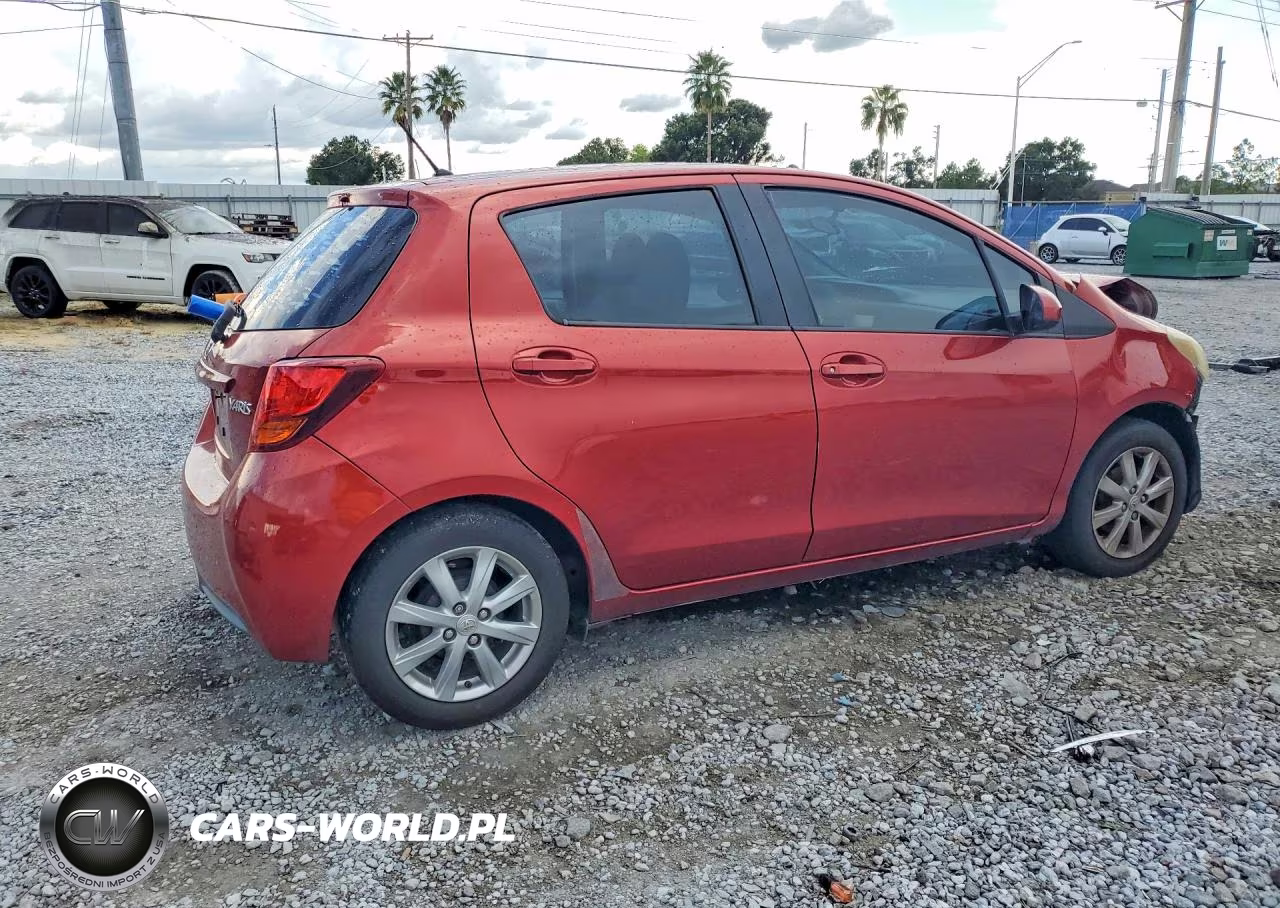 2015 Toyota Yaris 5-Door L VIN:VNKKTUD34FA027840 - 3