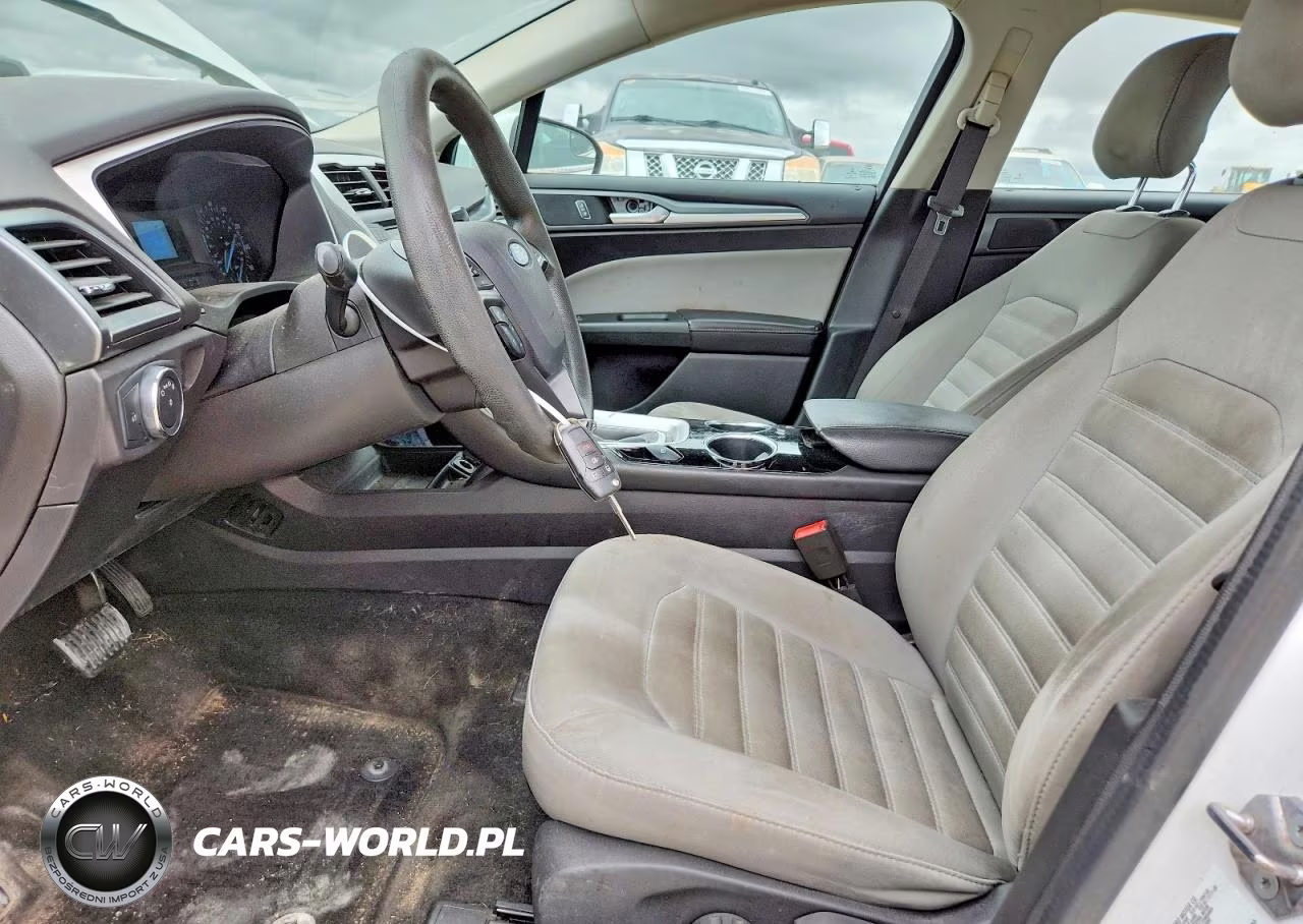 2013 Ford Fusion S VIN:3FA6P0G72DR291203 - 7