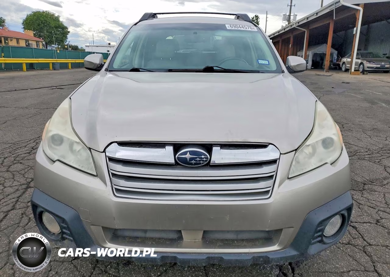 2014 Subaru Outback 3.6R Limited VIN:4S4BRDLC5E2302743 - 5