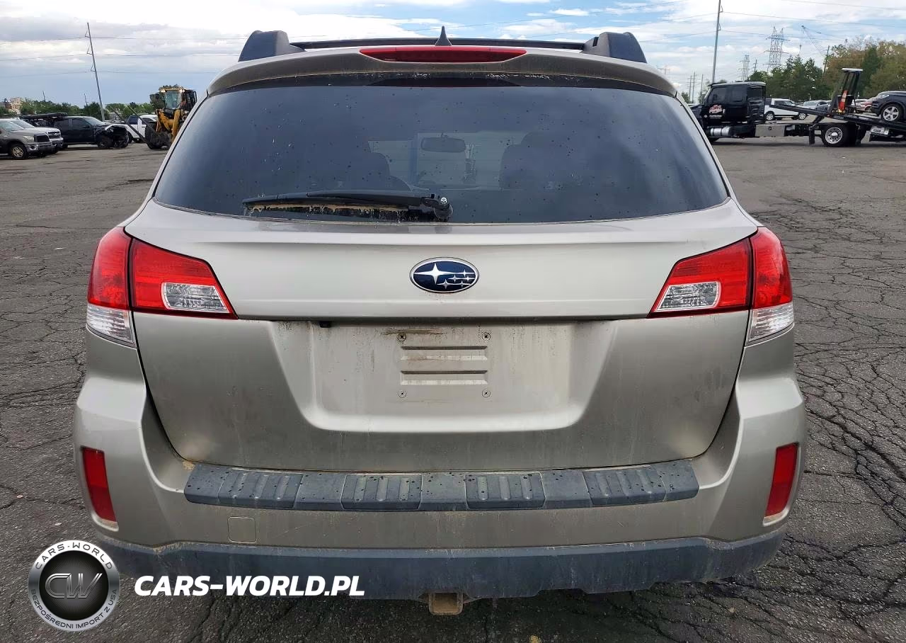 2014 Subaru Outback 3.6R Limited VIN:4S4BRDLC5E2302743 - 6