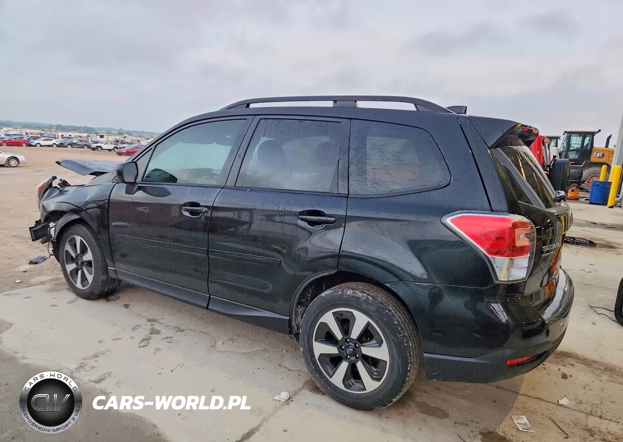 2018 Subaru Forester 2.5I Premium VIN:JF2SJAEC2JG586709 - 2