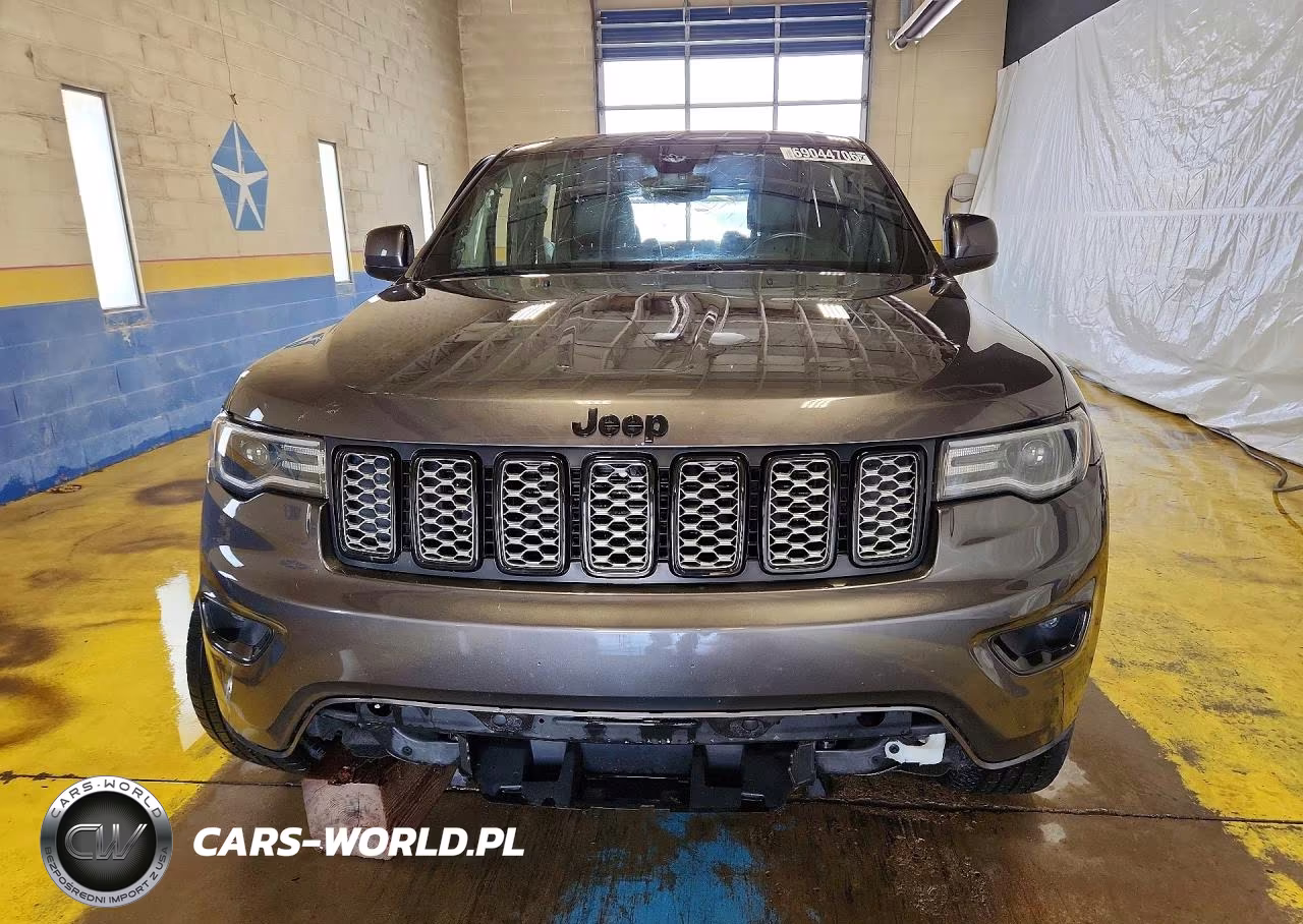 2020 Jeep Grand Cherokee Laredo VIN:1C4RJFAG5LC105607 - 5