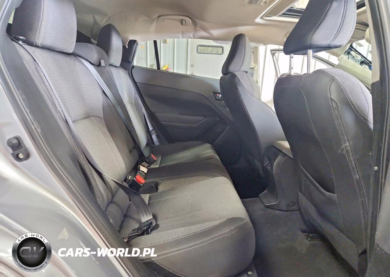 2024 Subaru Crosstrek Premium VIN:JF2GUADC6RH373234 - 10