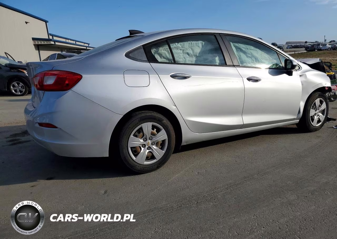 2017 Chevrolet Cruze Ls VIN:1G1BC5SM7H7116644 - 3
