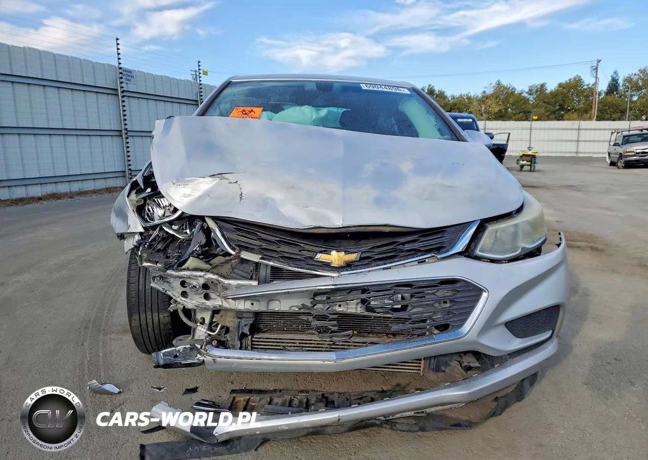 2017 Chevrolet Cruze Ls VIN:1G1BC5SM7H7116644 - 5
