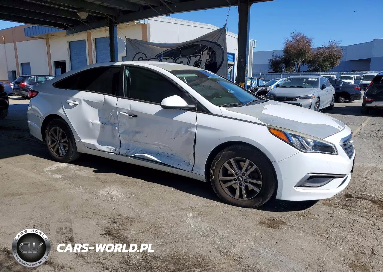 2017 Hyundai Sonata Se VIN:5NPE24AF4HH468984 - 4