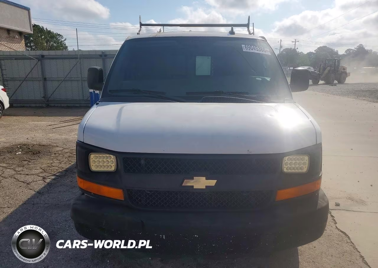 2016 Chevrolet Express G2500 VIN:1GCWGBFF6G1153208 - 5