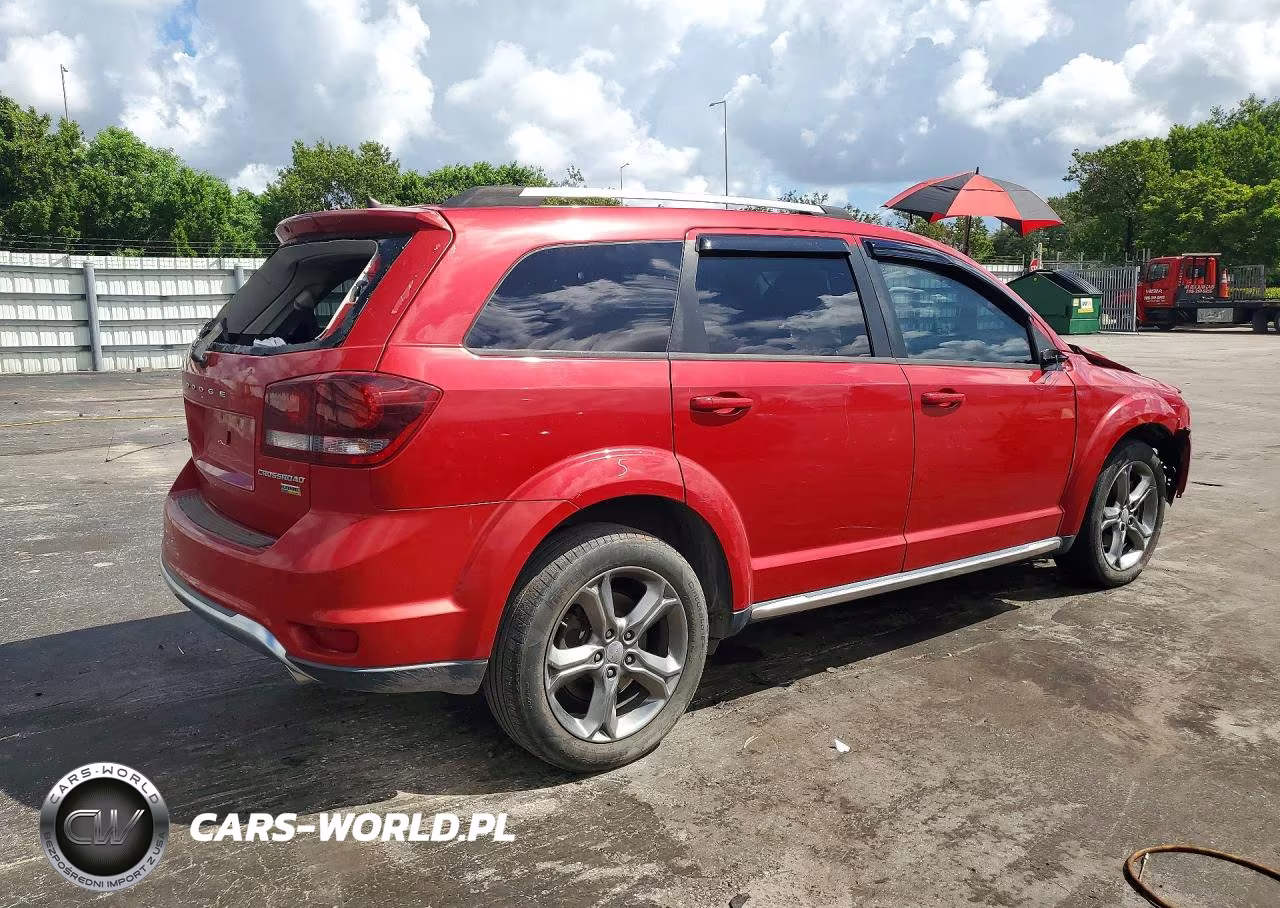2017 Dodge Journey Crossroad Plus VIN:3C4PDCGG1HT594670 - 3