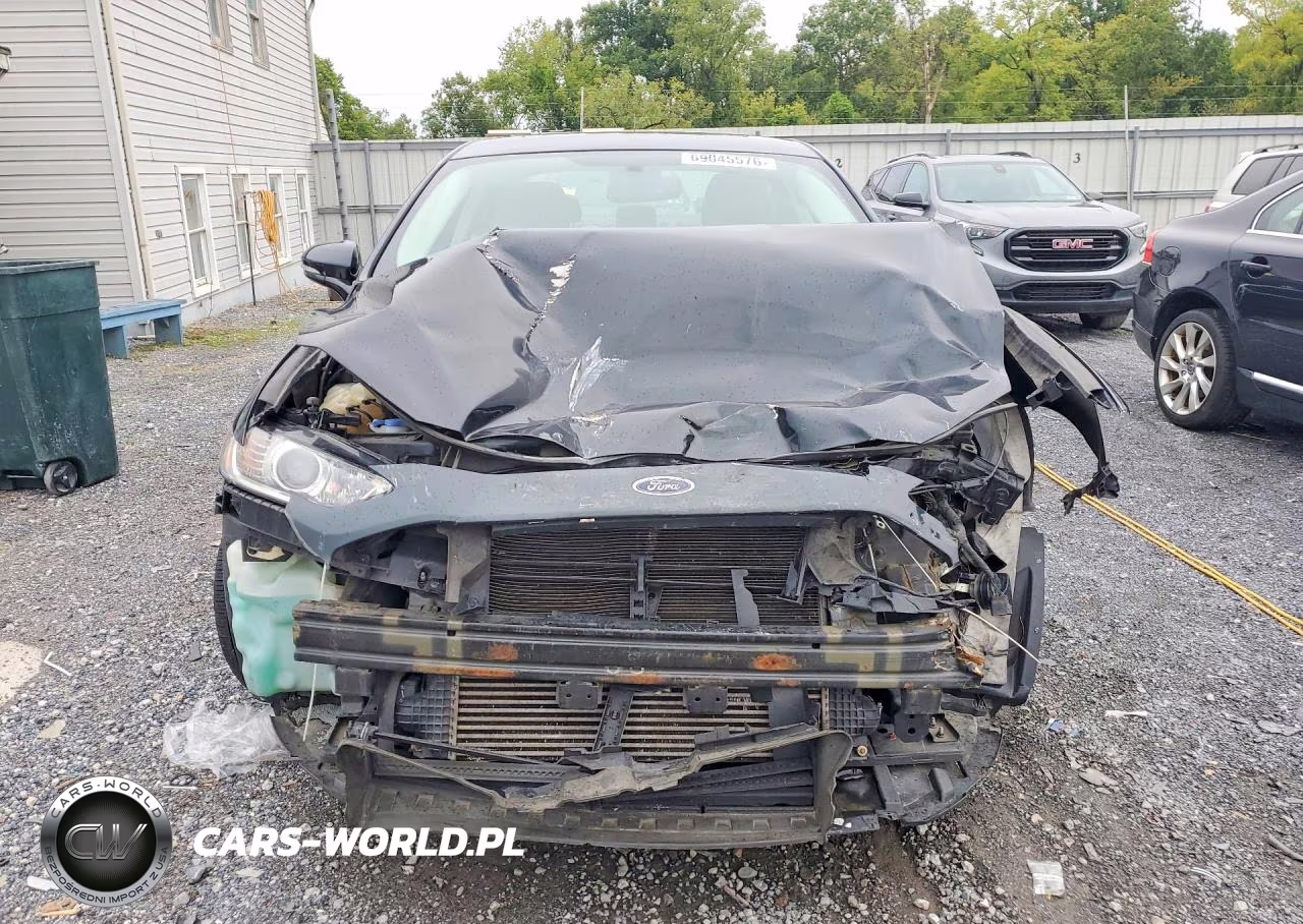 2014 Ford Fusion Titanium VIN:3FA6P0K94ER322137 - 5
