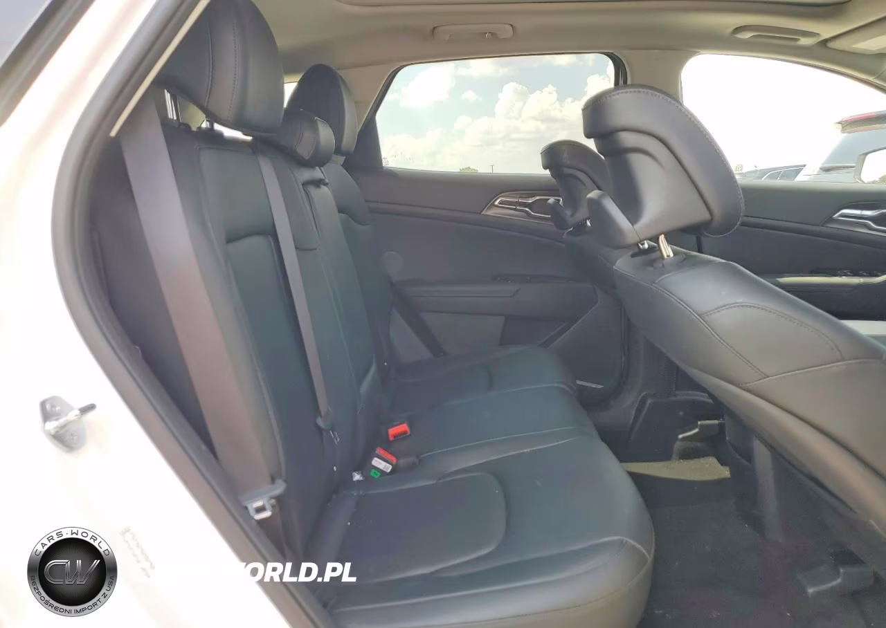 2025 Kia Sportage Ex VIN:5XYK33DF6SG325653 - 11