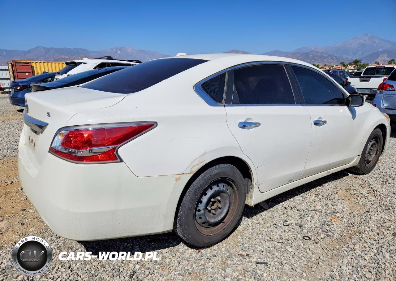 2015 Nissan Altima 2.5 S VIN:1N4AL3APXFN879369 - 3