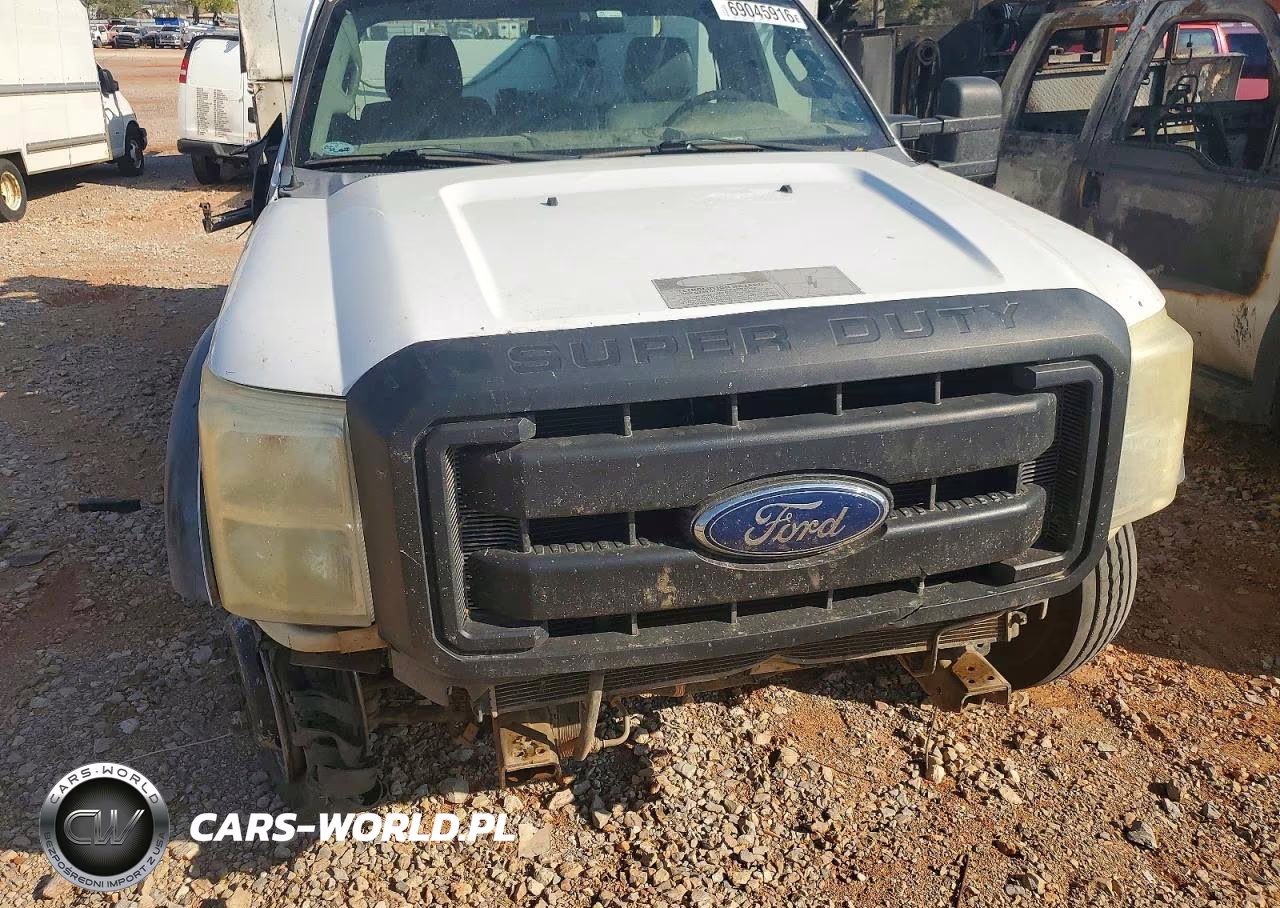 2011 Ford F550 Super Duty VIN:1FDUF5GT4BEB78198 - 11