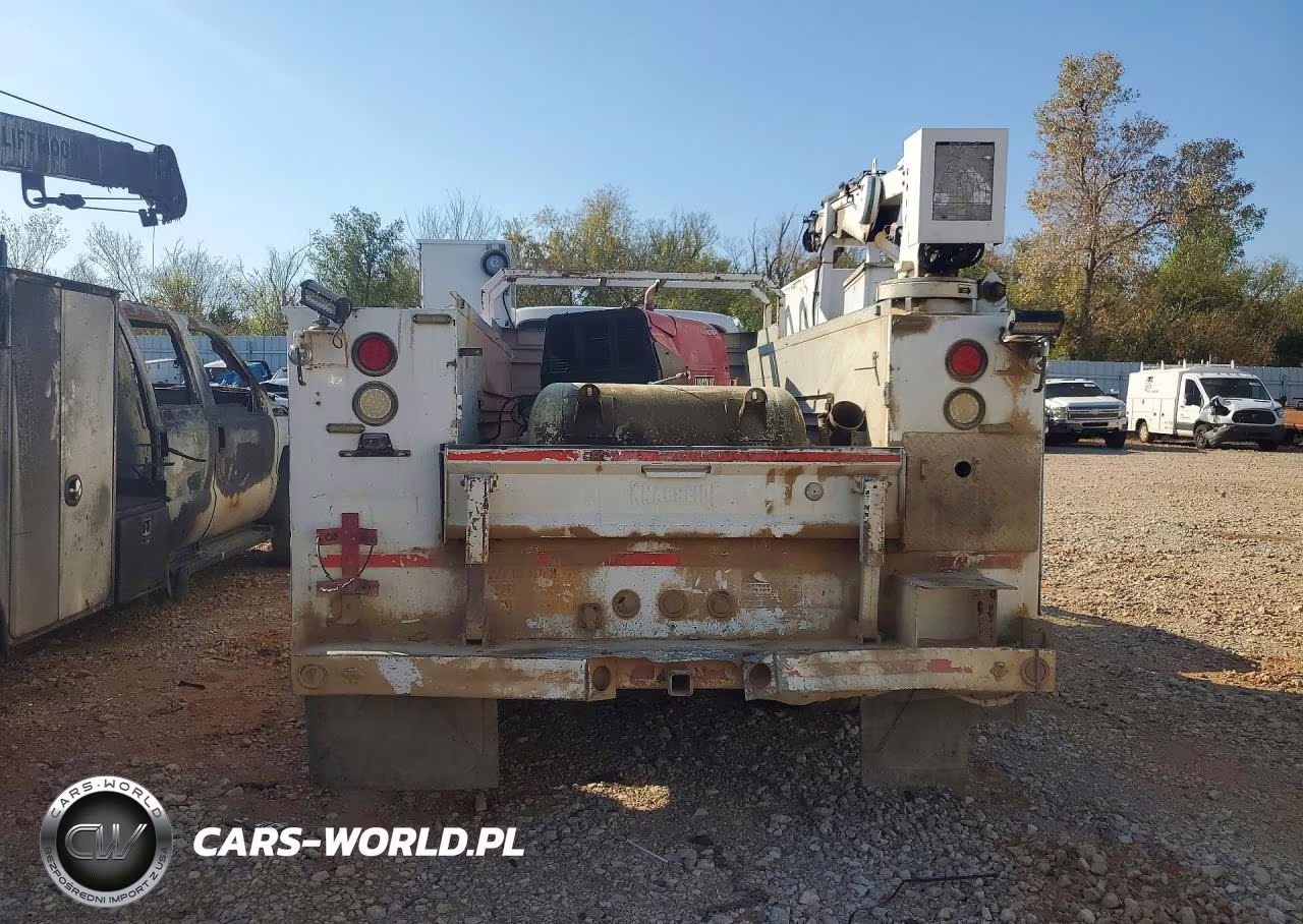 2011 Ford F550 Super Duty VIN:1FDUF5GT4BEB78198 - 6