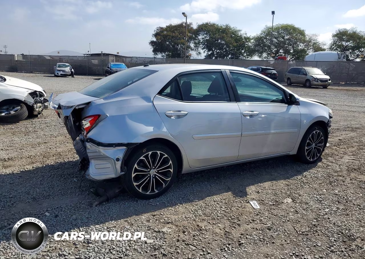 2014 Toyota Corolla S Plus VIN:5YFBURHE3EP107736 - 3