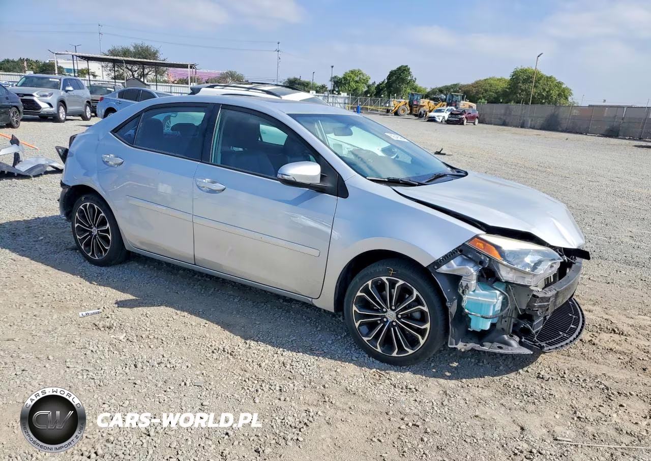 2014 Toyota Corolla S Plus VIN:5YFBURHE3EP107736 - 4