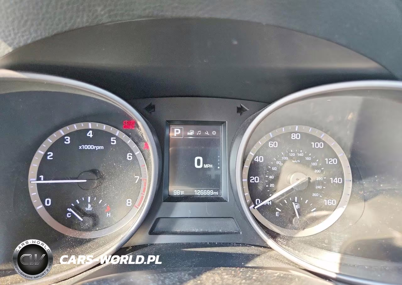 2018 Hyundai Santa Fe Sport 2.4L VIN:5XYZUDLB6JG550119 - 9