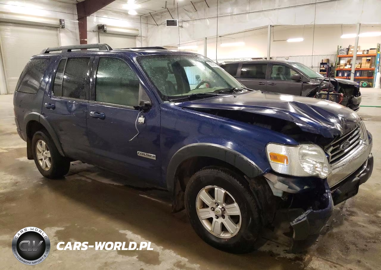 2007 Ford Explorer Xlt VIN:1FMEU73E97UB53694 - 4