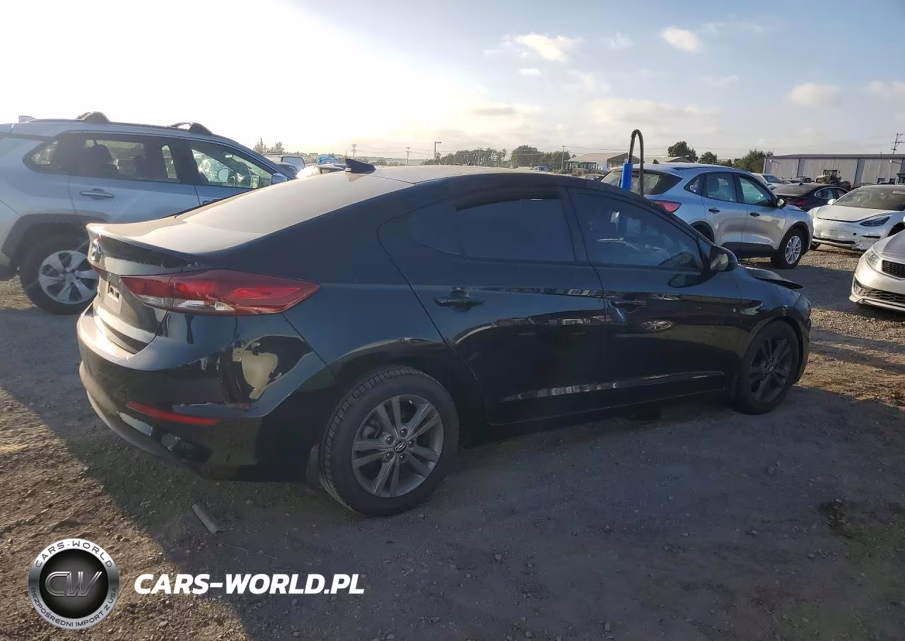 2018 Hyundai Elantra Sel VIN:5NPD84LFXJH293170 - 3