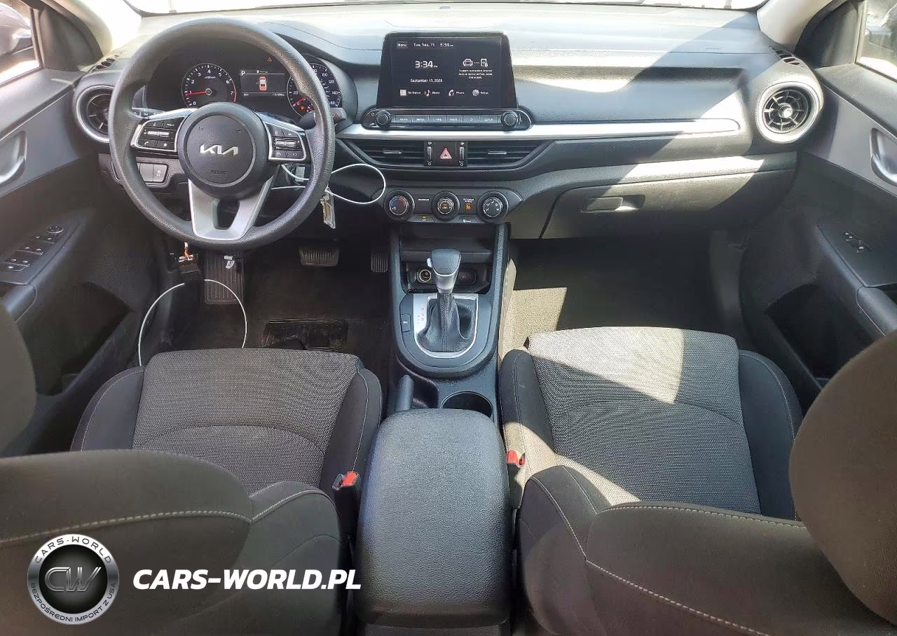 2024 Kia Forte Lxs VIN:3KPF24AD2RE725827 - 8