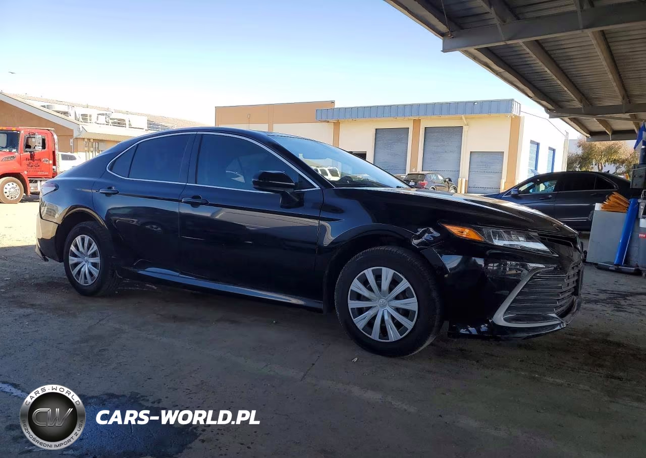 2023 Toyota Camry Le VIN:4T1C31AK4PU605678 - 4