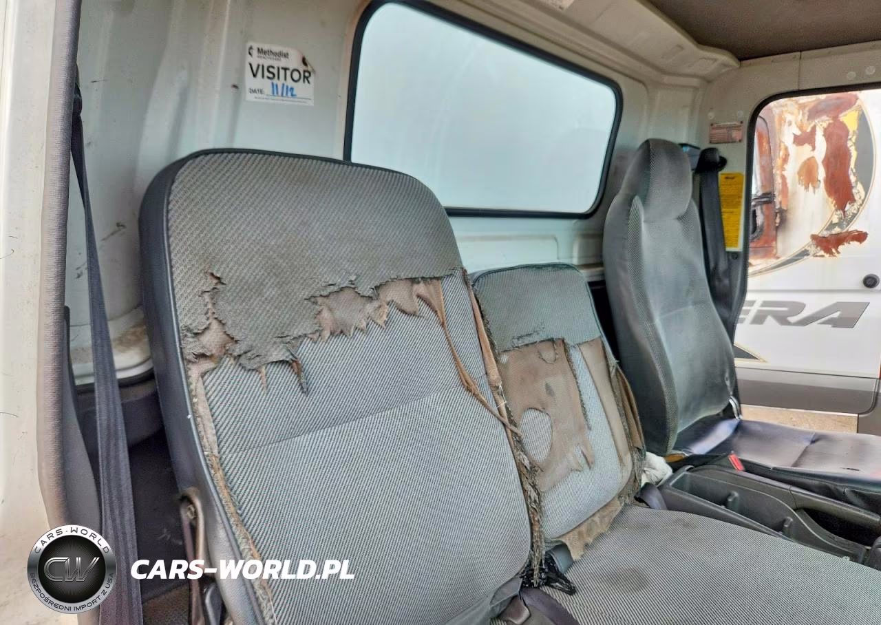 2000 Isuzu Npr Box Truck VIN:JALB4B141Y7007180 - 10