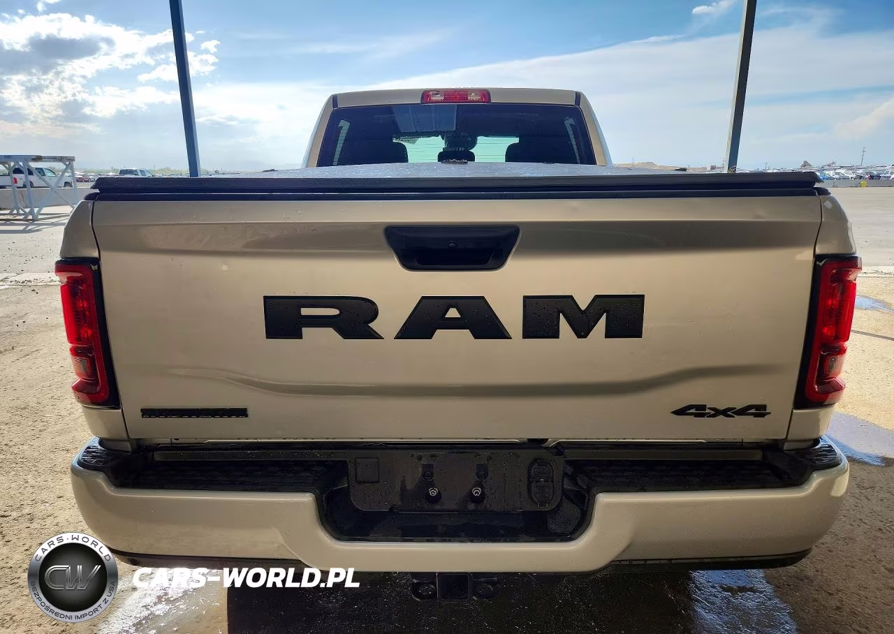 2026 Ram 2500 Big Horn VIN:3C6UR5DJ2TG299750 - 6