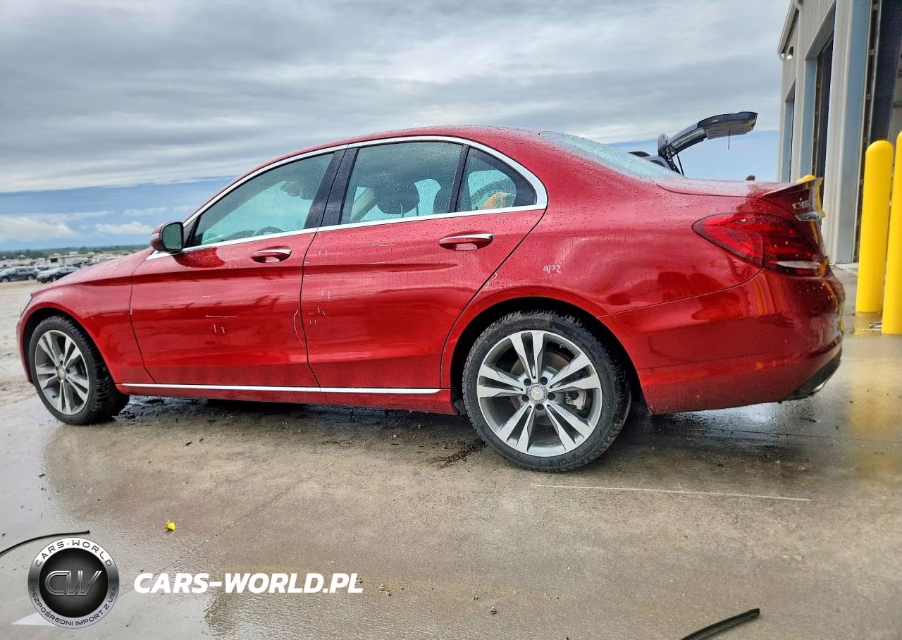 2016 Mercedes-Benz C 300 4Matic VIN:55SWF4KB7GU103621 - 2