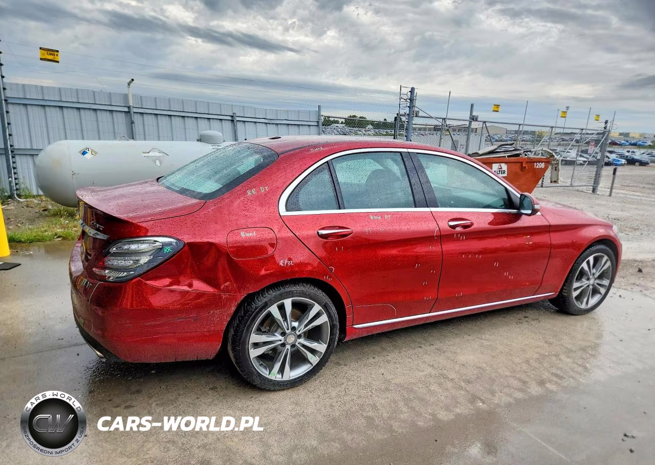 2016 Mercedes-Benz C 300 4Matic VIN:55SWF4KB7GU103621 - 3