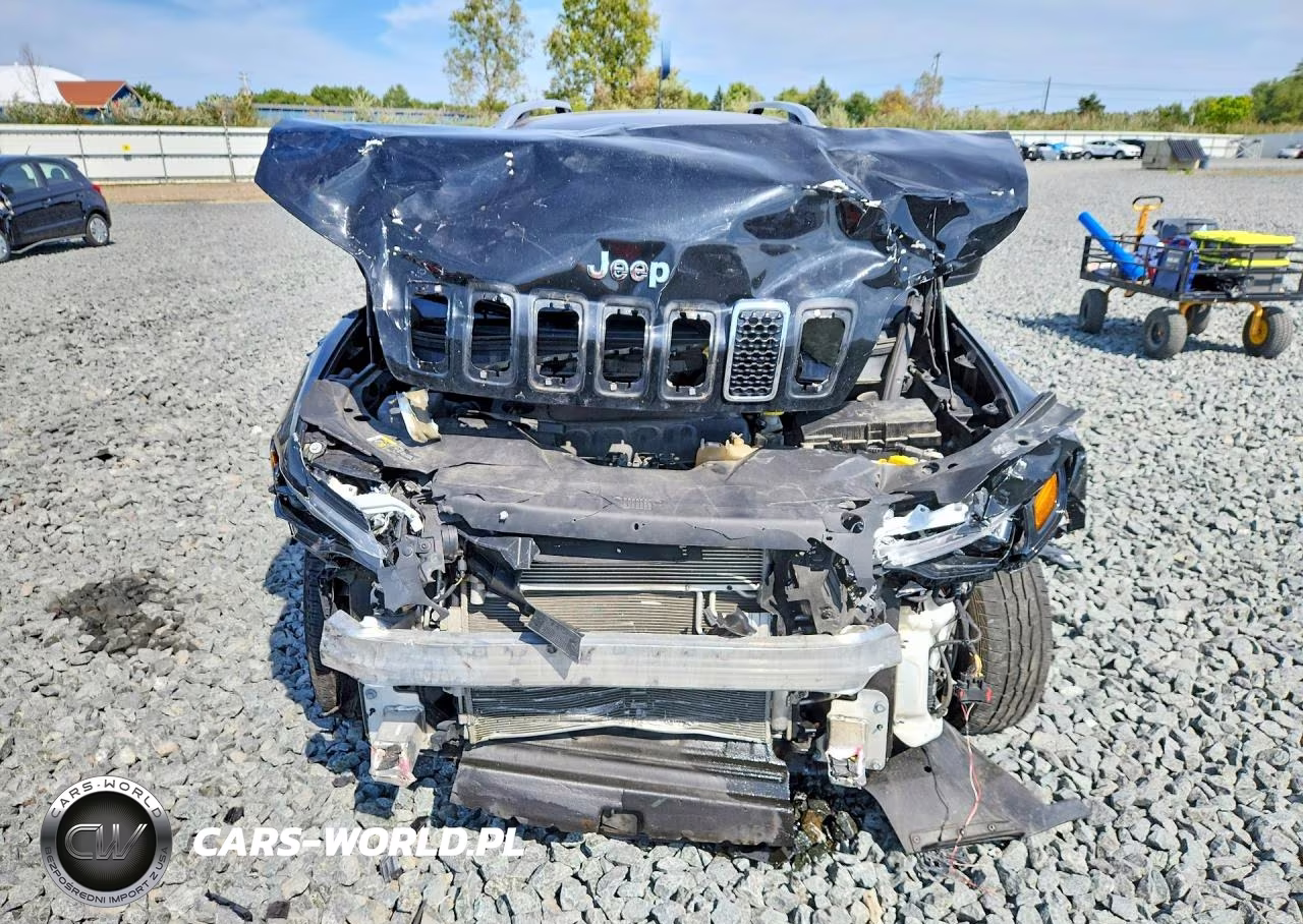 2020 Jeep Cherokee Latitude VIN:1C4PJLCB6LD620312 - 5