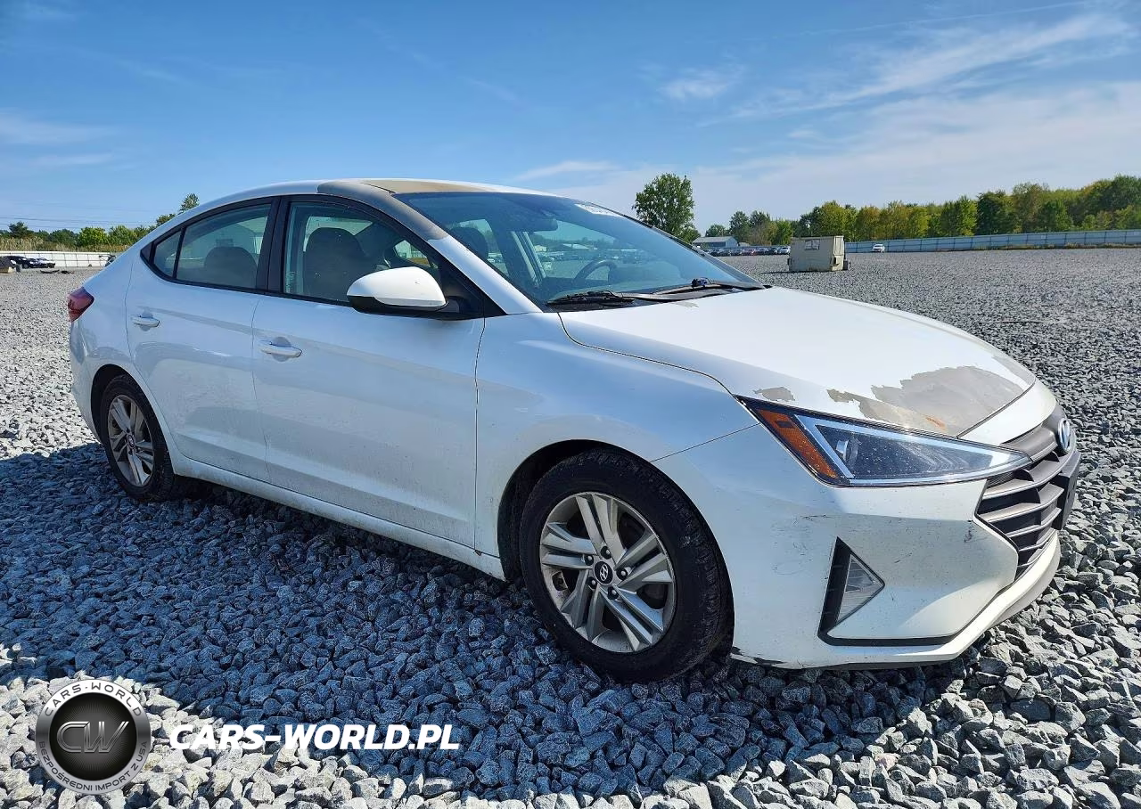 2019 Hyundai Elantra Sel VIN:5NPD84LF5KH494847 - 4