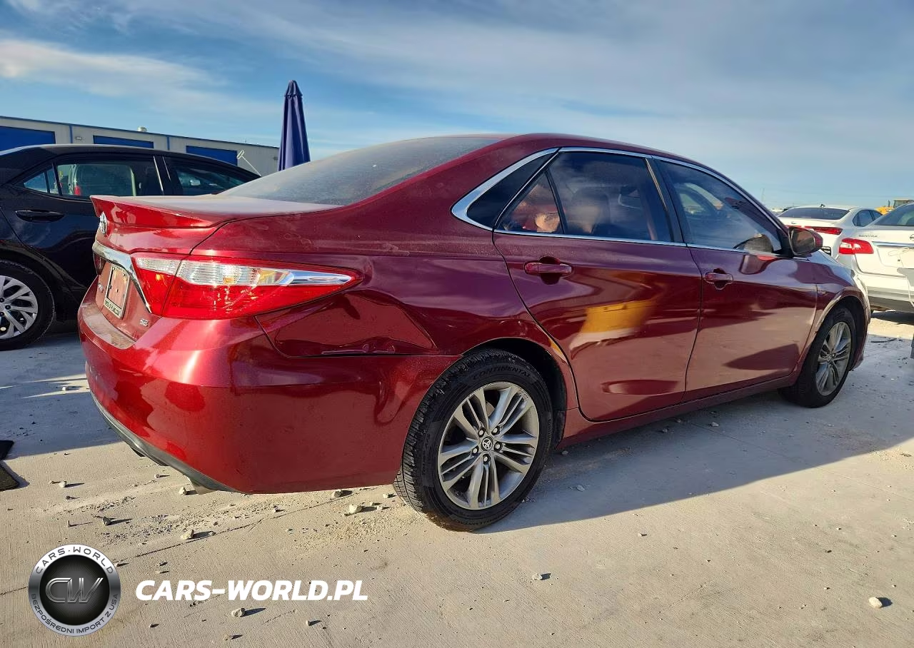 2017 Toyota Camry Se VIN:4T1BF1FK5HU663702 - 3