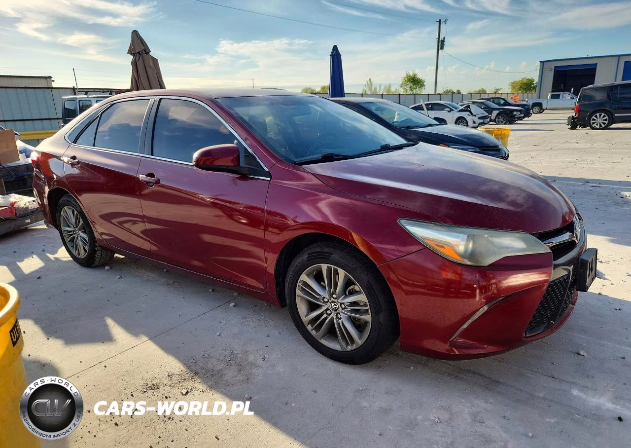 2017 Toyota Camry Se VIN:4T1BF1FK5HU663702 - 4
